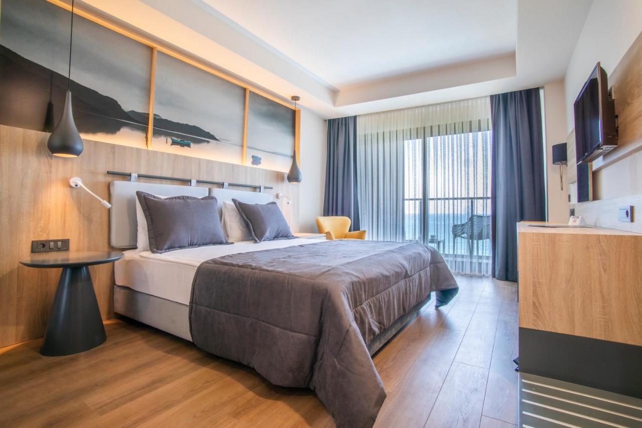 Maia Luxury Beach Hotel & Spa Guzelcamlı Esterno foto