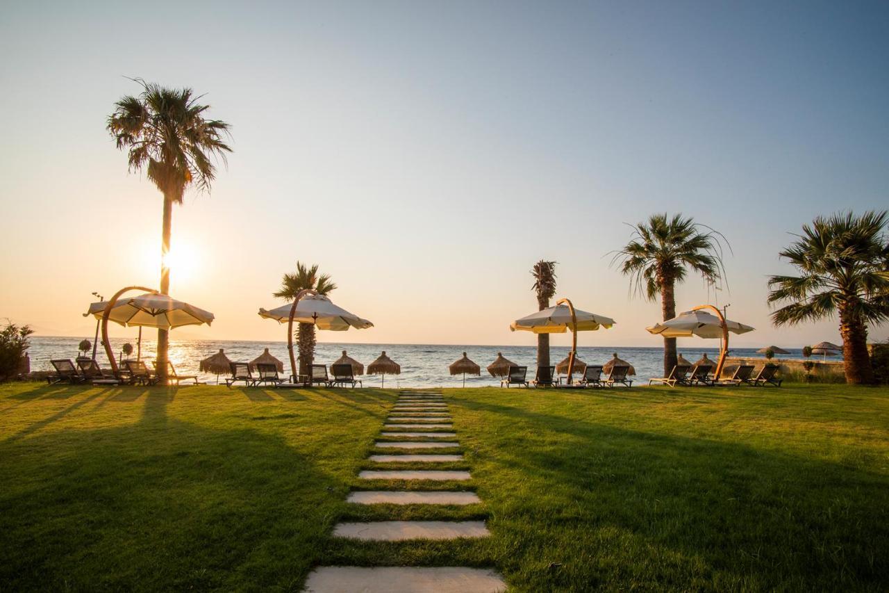 Maia Luxury Beach Hotel & Spa Guzelcamlı Esterno foto