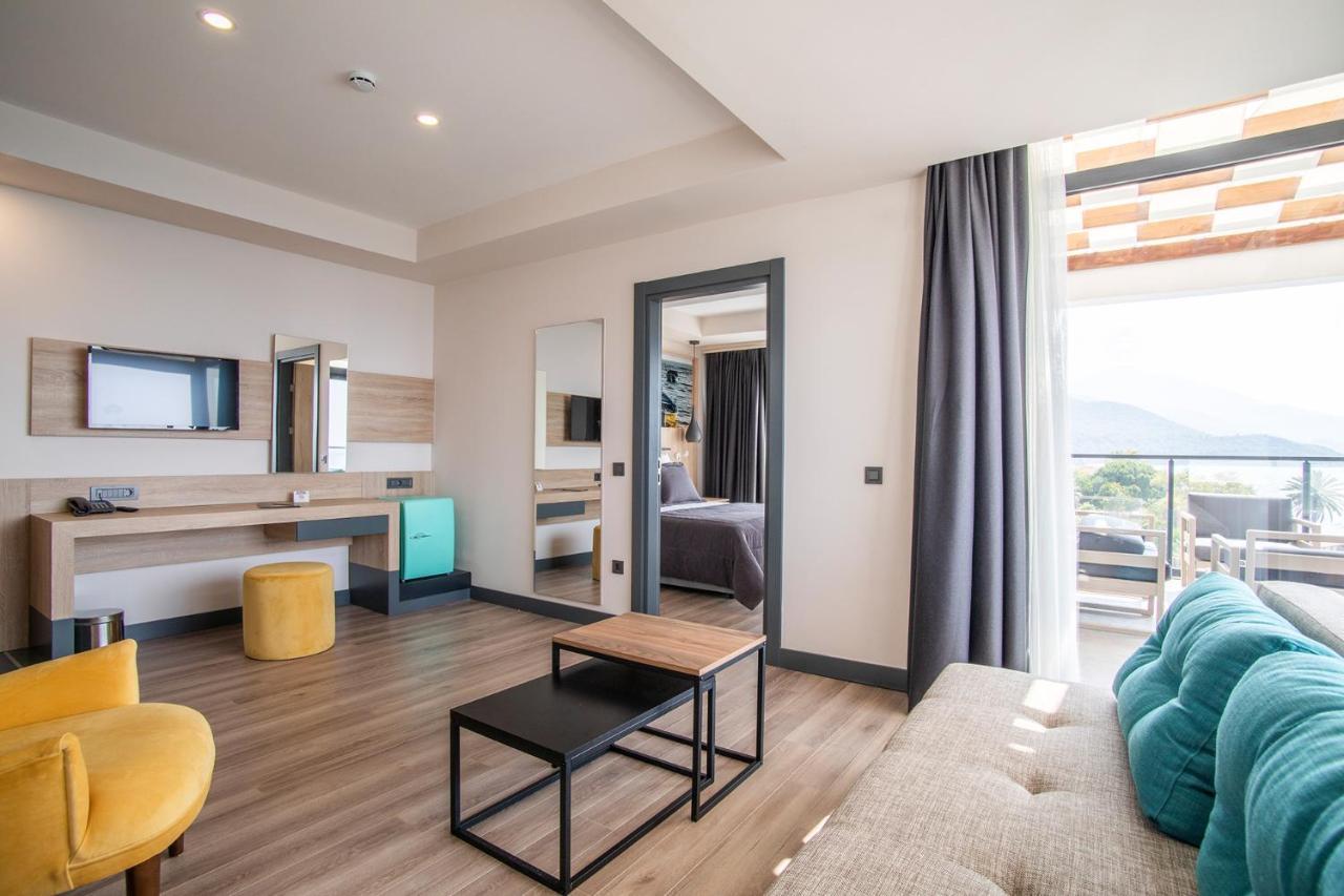 Maia Luxury Beach Hotel & Spa Guzelcamlı Esterno foto