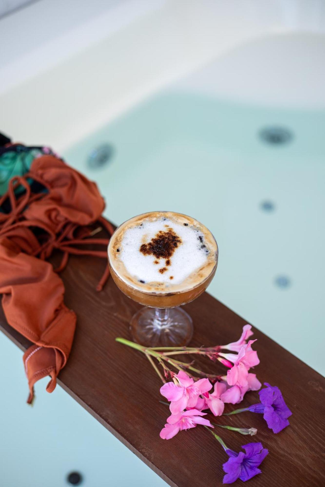Maia Luxury Beach Hotel & Spa Guzelcamlı Esterno foto
