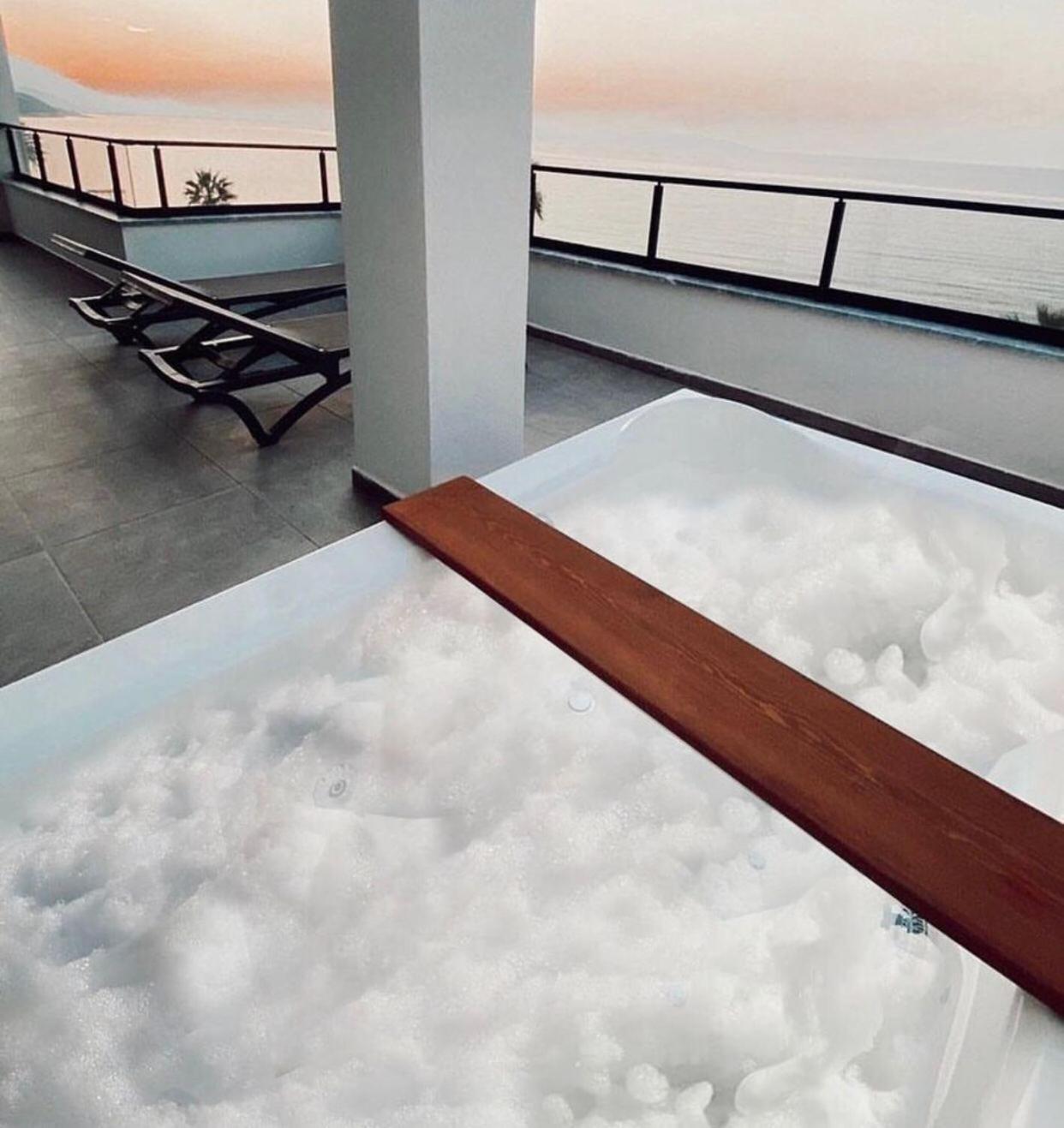 Maia Luxury Beach Hotel & Spa Guzelcamlı Esterno foto